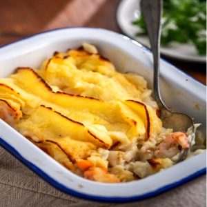 Oven Ready: Traditional Fish Pie X 4 (400g) title=